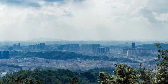 深圳旅游景点大全介绍，深圳的旅游景点有哪些地方（来深圳这10个地方玩吧）