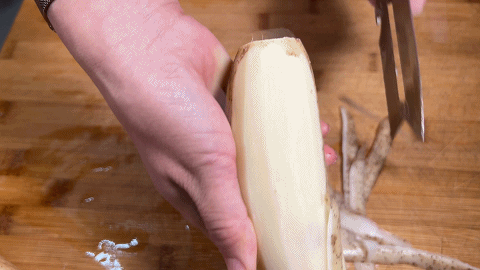 火腿肠怎么炒好吃，如何炒火腿肠才好吃（清炒藕丝在家这样做）