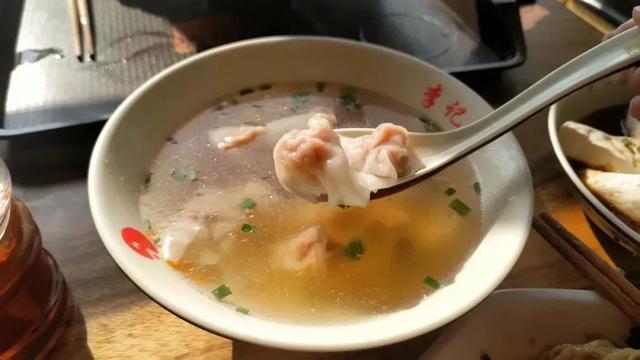 芋饺的做法比例，做芋饺的比例窍门（想赖在这个“小吃内卷地”吃到撑）