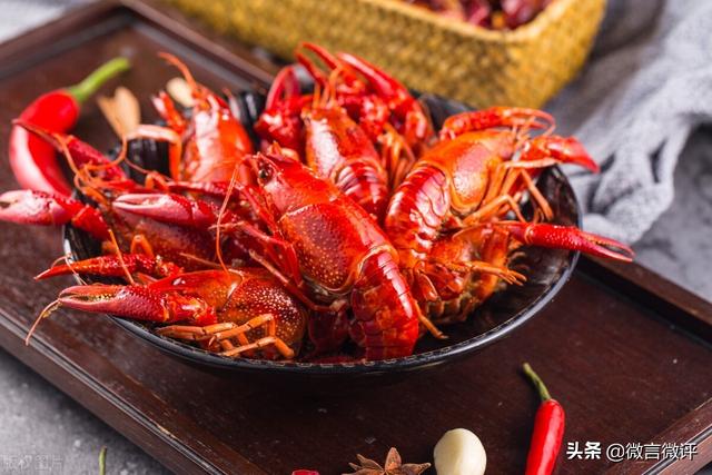 如何让活虾快速死去，什么方法让虾快速死去（知名龙虾店翻车）