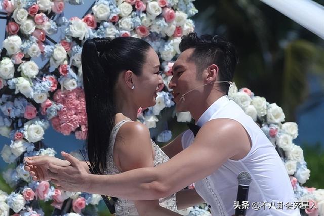 娱乐圈里的明星夫妻，娱乐圈都有哪些真实不假的模范夫妻档（这6对明星夫妻）