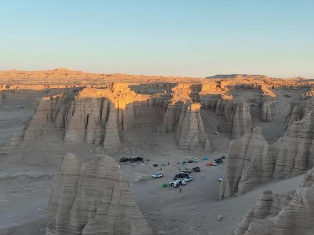 自驾游去哪里比较好，春季自驾游去哪里比较好（100天35000公里）