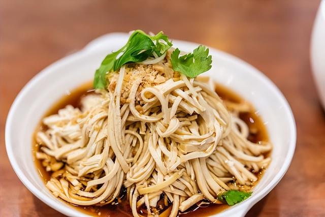 无锡名小吃，无锡名小吃一条街在哪（每种都是江苏人的心头爱）