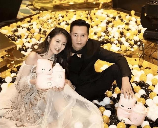 最美的时光大结局，最美的时光大结局是什么（她的下场在娱乐圈不是个例）