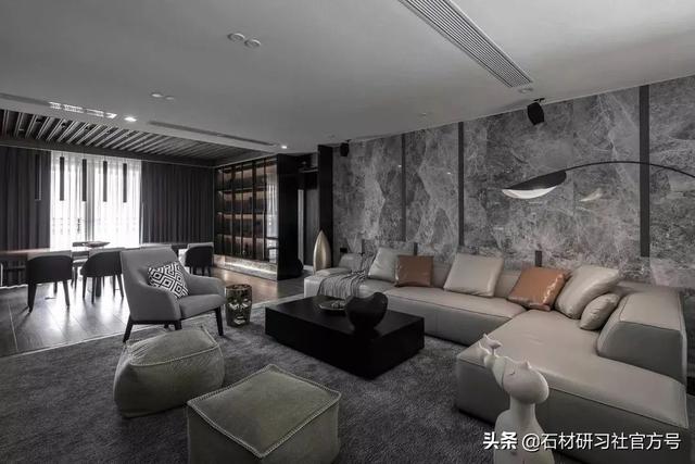 背景墙装饰材料，背景墙装饰材料有哪些（电视背景墙要高级）