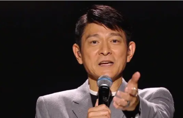 梁咏琪个人资料，梁咏琪：前四十年活得挺忙（刘德华更是王炸般的存在）