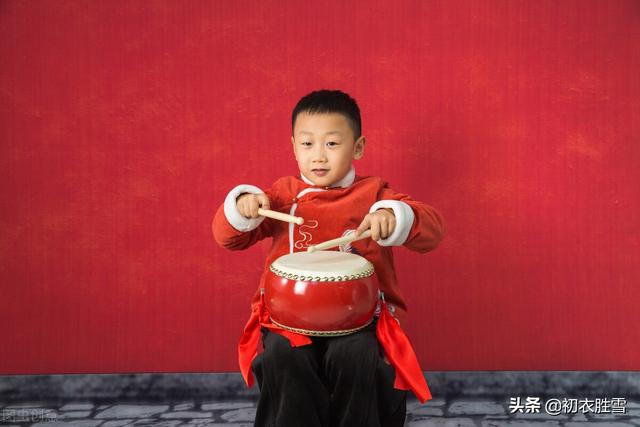 表达父爱如山经典诗句，21首与父亲有关的诗词（看看父亲眼中的孩子）