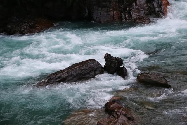 昆明市有哪些4A风景区，昆明5a景区有几个（云南16家景区拟获批“国家4A级”）