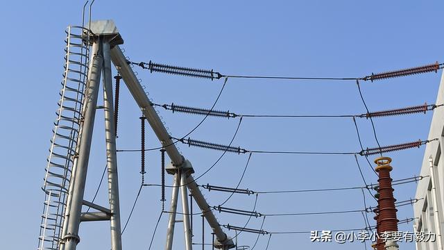 什么叫击穿击穿分几种，什么叫做击穿现象（静电、闪络、污闪、击穿、电晕几种放电现象）