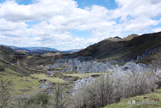 墨石公园属于哪个县城，墨石公园简介（必驾木格措墨石公园圣地理塘）