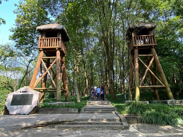 暑假带娃旅游去处，暑假带娃去哪里旅游（国内适合亲子游的七个地方）