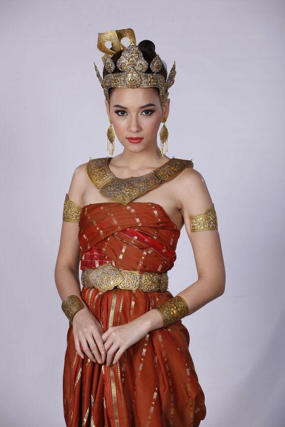 泰国兑换人民币,泰铢兑换人民币(2000人民币兑换9000泰铢左右)