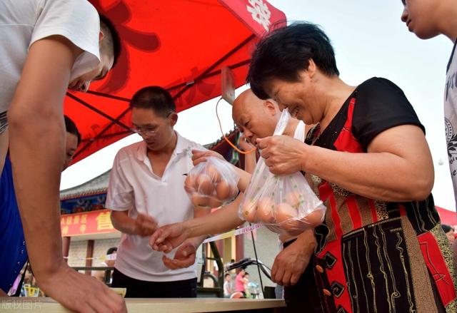 开超市亏本的几率大吗，我开的超市每个月都亏（利用“人性弱点”）