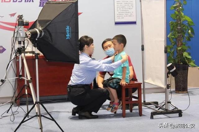 如何拍好身份证照片，如何拍身份证照片可以小于5m（如何拍摄一张让群众满意的身份证照片）