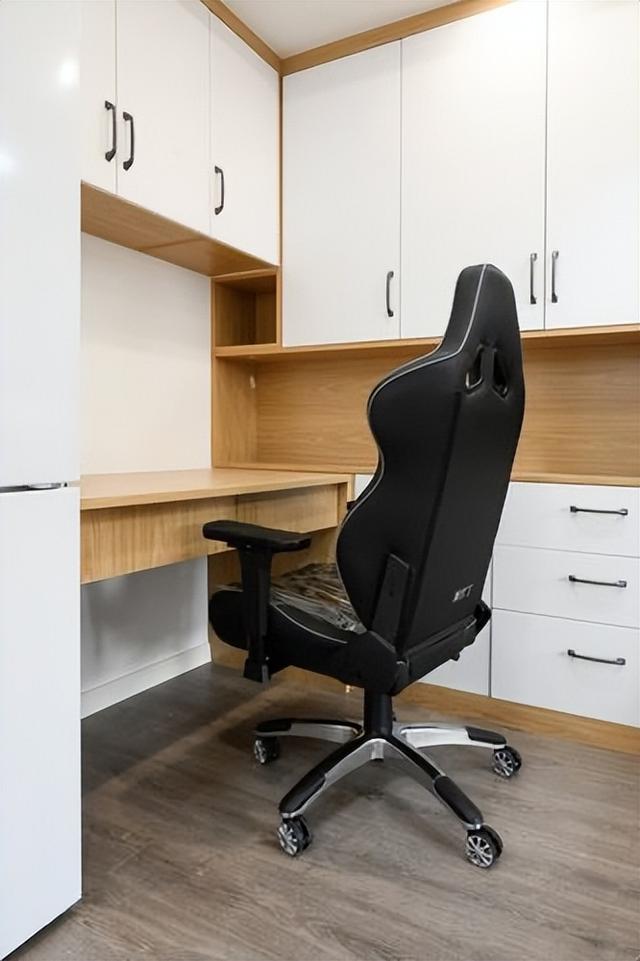 电脑桌面文件怎么随意摆放，怎样才可以使电脑桌面上的图标和文件随意摆放（不是腿麻就是腰疼：合理的尺寸）