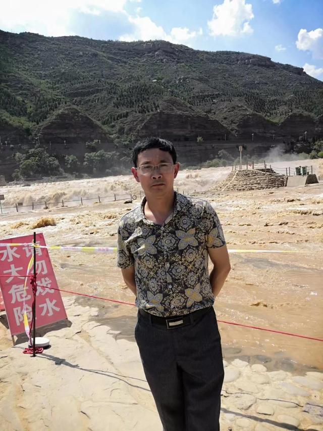 山西黄河壶口瀑布，怎么去山西黄河壶口瀑布（黄河壶口瀑布）