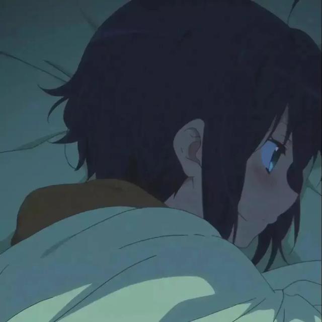 中二病女生特点，中二病也要谈恋爱／动漫女生头像微信（精选中二病也要谈恋爱动漫情侣头像大全）