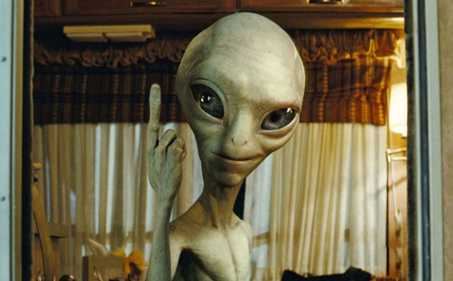 ufo巨型飞碟，石家庄曾经出现的巨型方形阴影