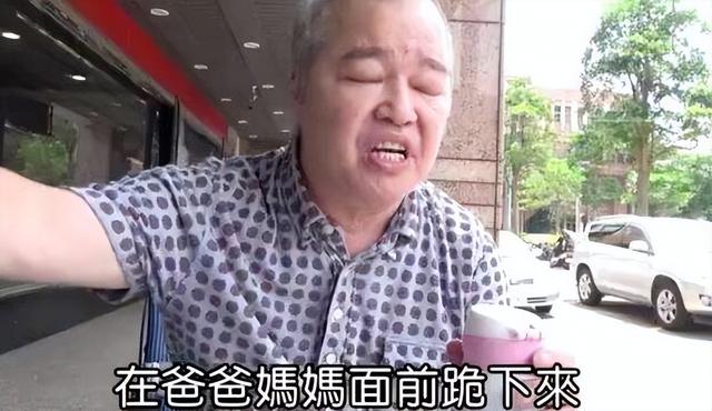 张韶涵跟她妈妈是怎么回事呢，张韶涵：巅峰期遭亲妈陷害隐退