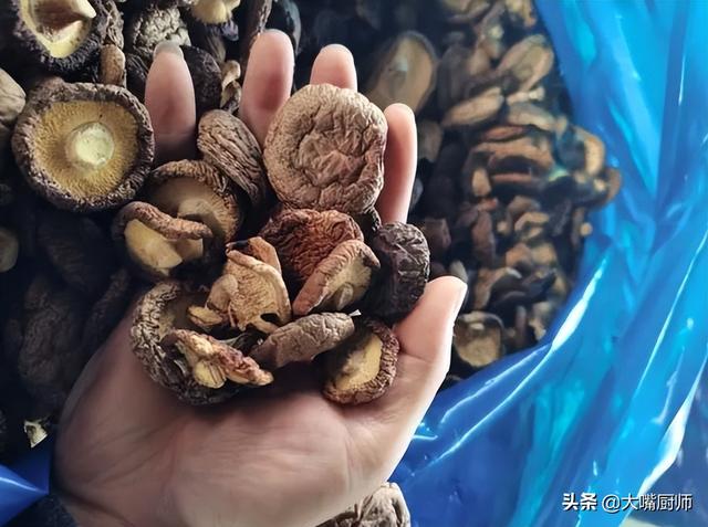 海带要泡多久才厚，薄干海带要泡多久（5分钟就能完全泡发）