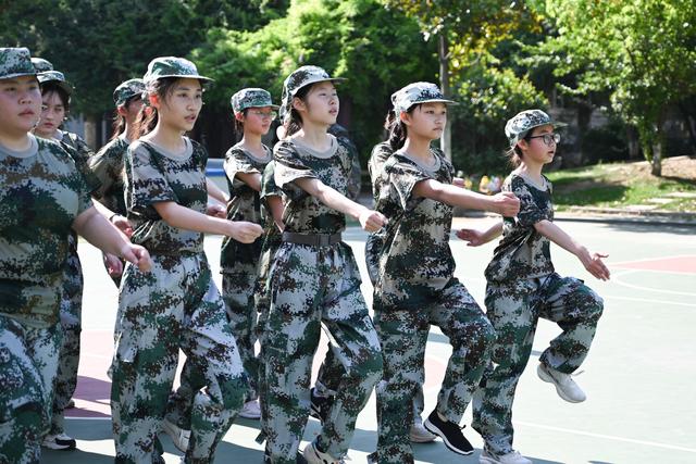 淮安市清浦中学，2020淮安市清浦中学高考喜报成绩、本科一本上线人数情况（清江浦区：无迷彩，不青春）