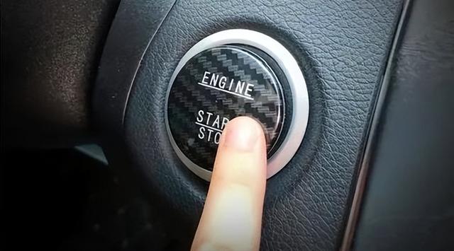汽车一键启动正确方法，汽车一键启动的正确步骤（不小心按了一键启动会怎样）