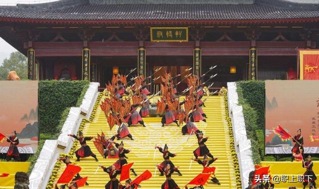 什么工作比较自由，比较自由的工作有哪些（有五种灵活职业平均月薪超8000）