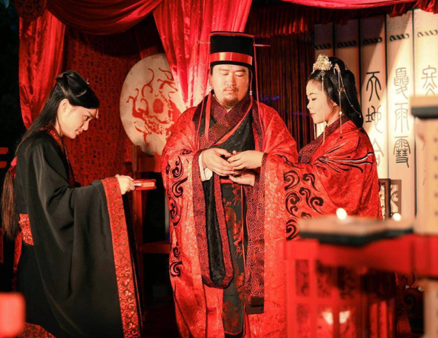 三八是什么意思，三八红旗手是什么意思（老祖宗：“男占三八必发）