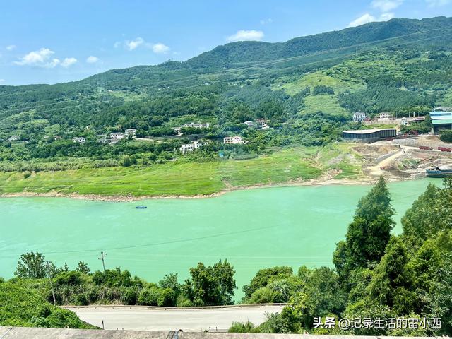 仙女山旅游攻略，重庆旅游景点 仙女山（推荐你去这个免费地方玩）