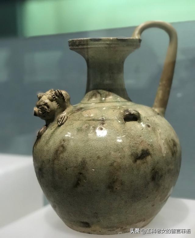 青瓷莲花尊是什么朝代的，青瓷莲花尊是什么朝代的瓷器（湖北省博：两晋和南朝时期）