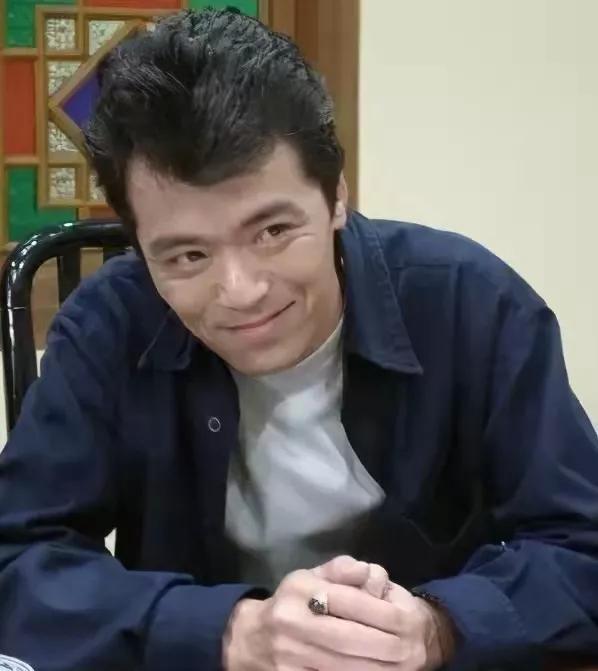 李俊毅康天庥(李俊毅康天庥个人资料)