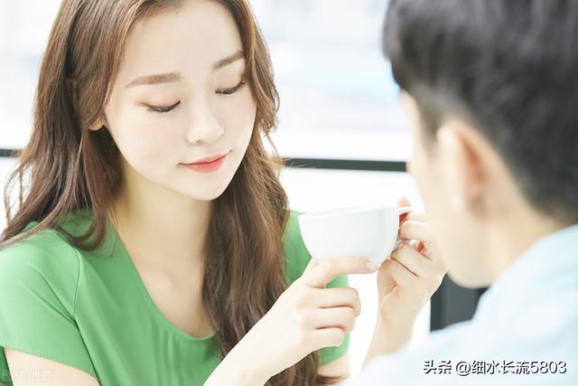 春夏秋冬简短美句，春夏秋冬简短美句拟人（伴你度过每一个春夏秋冬）