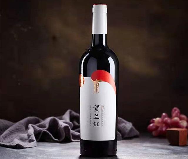 酿酒葡萄品种有哪些，酿酒葡萄品种有哪些种类（8款“行家都夸赞”的葡萄酒）