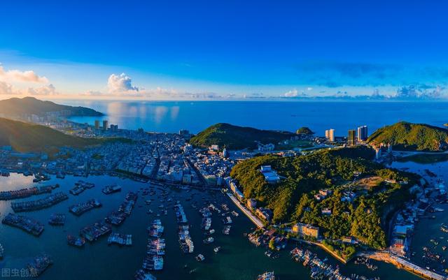 广东海边去哪里旅游最好，广东海边旅游景点排行（广东过冬别忘了还有这片海）