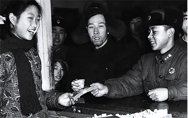 雷锋的感人故事，雷锋的故事（40年后鉴定人披露事故发生细节）