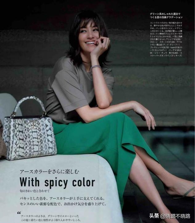 长碎发发型图片女减龄2022，今年流行中长碎发发型图片（坚决不留长发、烫小卷）