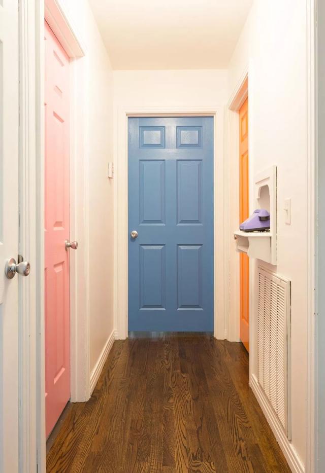 卧室门最佳3种颜色，2022最火简约装修全屋（小户型的卧室门）