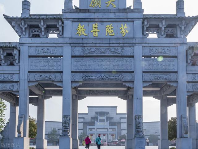 世界上最大的佛像，世界上最大的佛像在哪（耗资15亿花费10年打造）