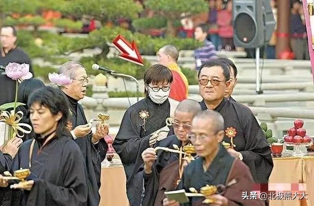 谭咏麟个人资料简介，背着原配和24岁女粉丝生娃