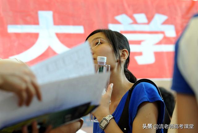 郑州升达经贸管理学院学费多少钱，郑州升达经贸管理学院在哪属于几本（临床医学专业是本科一批招生）