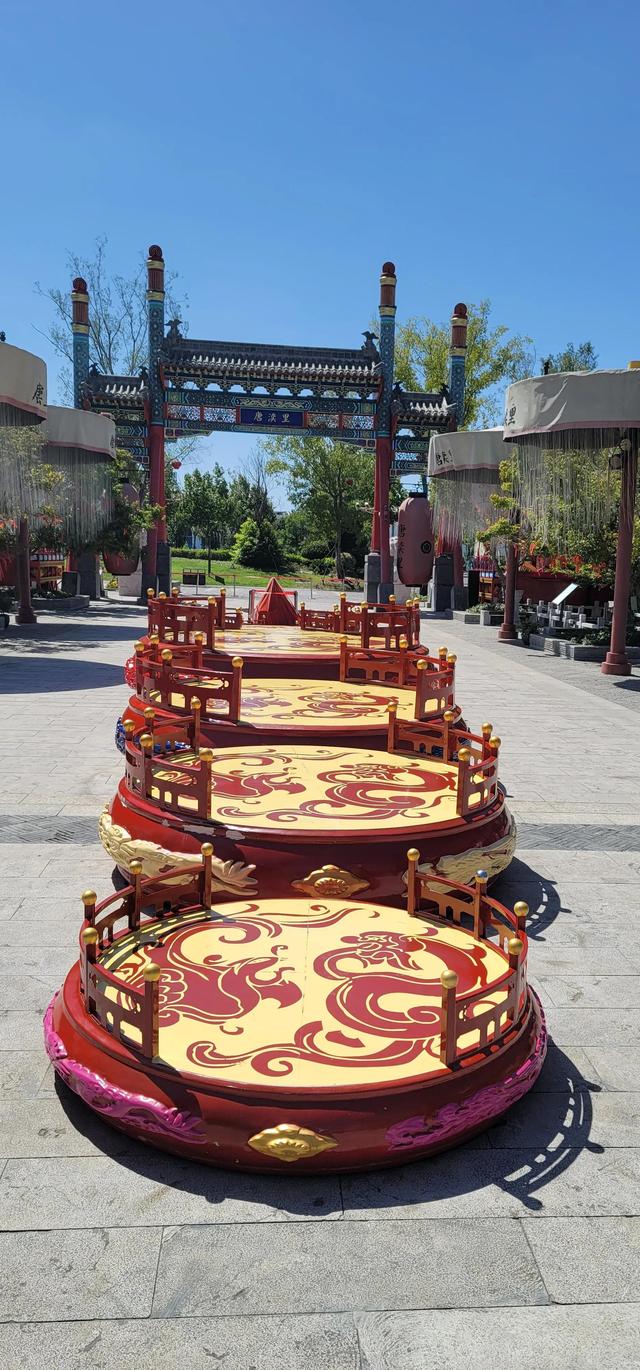 上海到青岛多远，上海到青岛的路程（上海青岛往返1400公里全程无高速沿途城市蜻蜓点水游）