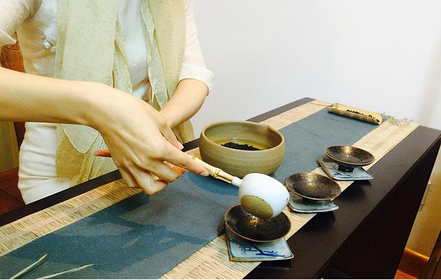 茶馆名字怎么取名，茶楼名字怎么起（茶馆：青史里的那一角袅烟）