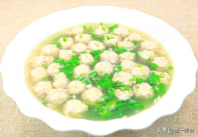 在家做水汆丸子汤，水汆丸子汤的家常做法视频（5道丸子汤做法）
