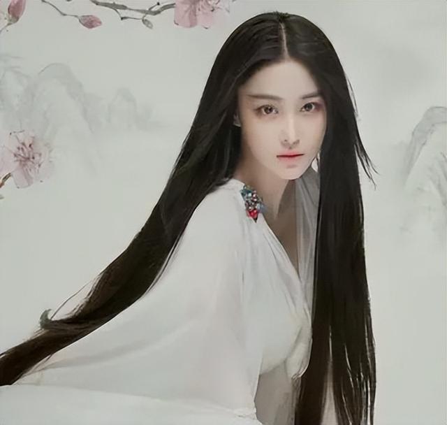 李晨张馨予生活照，张馨予写真 生活照（张馨予：游离吴卓羲和李晨后）