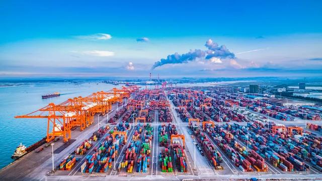 首届中国-东盟网络空间论坛上，中方提出中国与东盟共同打造中国-东盟信息（变的是时间 不变的是脚步）