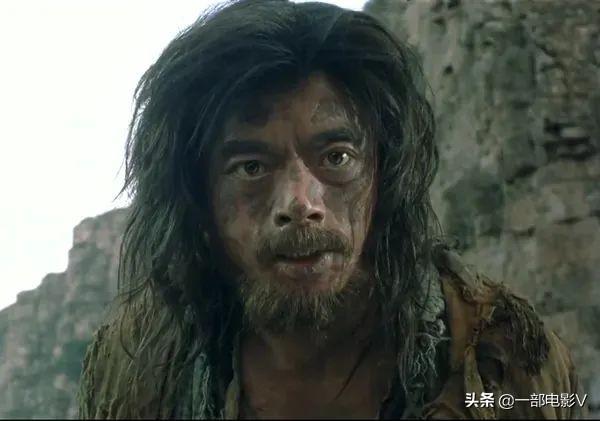 大块头有大智慧断头照，大块头大智慧。后面孙果把李凤怡的头砍掉了（由神作变烂片的电影《大块头有大智慧》）