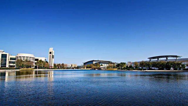 中国民用航空大学，中国民用航空飞行学院是几本大学（中国民航大学在津高考招生）