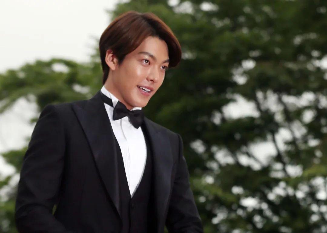 学校2013剧照（又一知名男演员）