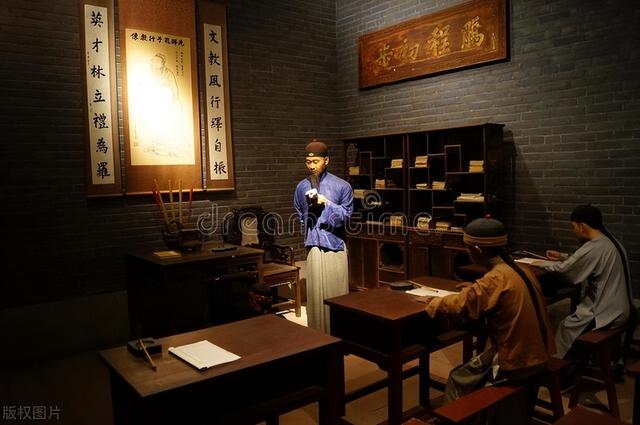 生活很难 你要坚强.，生活很难熬的句子（《活着》：蝼蚁尚且贪生图片）