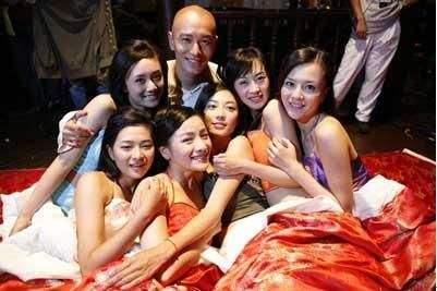 李菲儿：和黄晓明同居3年，因杨颖分手，35岁仍单身